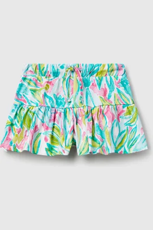 Benetton Pantalón Corto Verde Con Estampado Tropical.