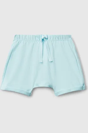 Benetton Pantalón Corto Con Parche En La Espalda