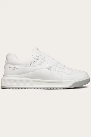 VALENTINO GARAVANI SNEAKERS BAJAS ONE STUD DE NAPA Hombre 38