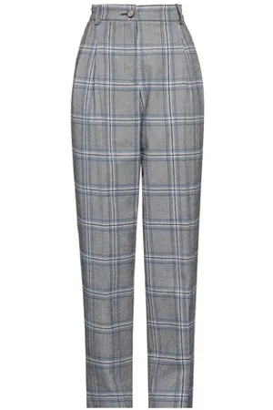 tarea studio PARTES DE ABAJO - Pantalones