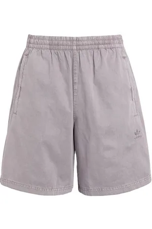 adidas PARTES DE ABAJO - Pantalones cortos y bermudas