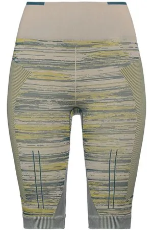 adidas PARTES DE ABAJO - Pantalones cortos y bermudas