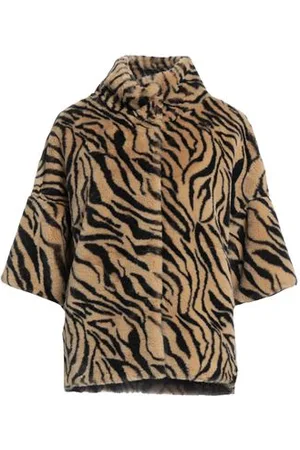 BULLY ROPA DE ABRIGO - Borreguito y pelo ecológico