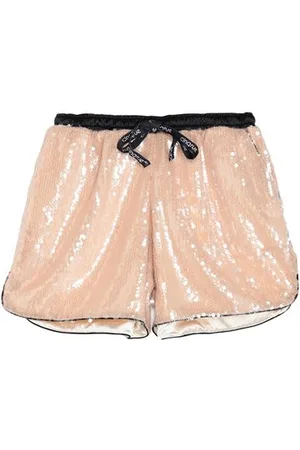 CINQRUE PARTES DE ABAJO - Pantalones cortos y bermudas