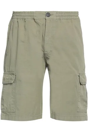IUTER PARTES DE ABAJO - Pantalones cortos y bermudas