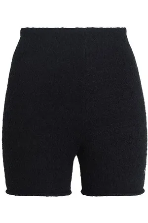 Reebok PARTES DE ABAJO - Pantalones cortos y bermudas