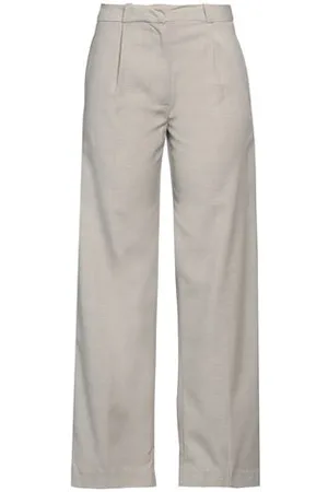 Low Classic PARTES DE ABAJO - Pantalones
