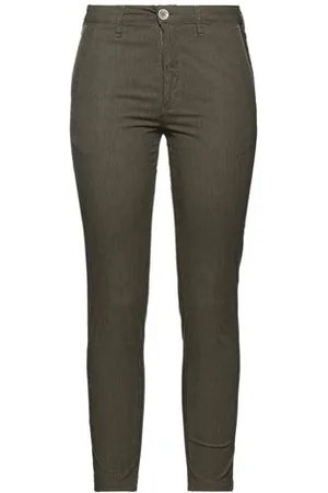 BARBA PARTES DE ABAJO - Pantalones