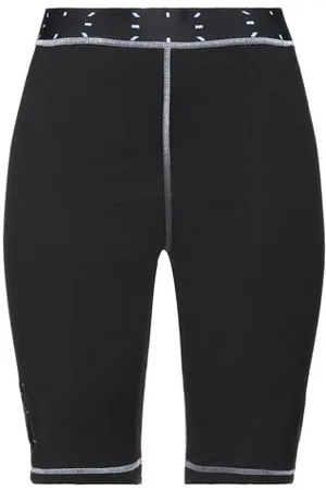 Alexander McQueen PARTES DE ABAJO - Pantalones cortos y bermudas