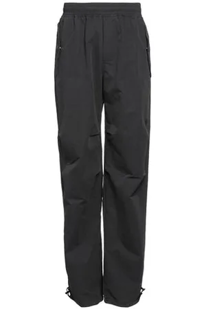 Represent PARTES DE ABAJO - Pantalones