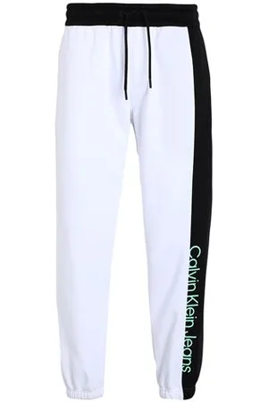 Calvin Klein PARTES DE ABAJO - Pantalones