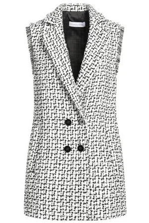 Caractere ROPA DE ABRIGO - Abrigos
