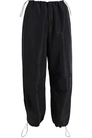 ONLY PARTES DE ABAJO - Pantalones