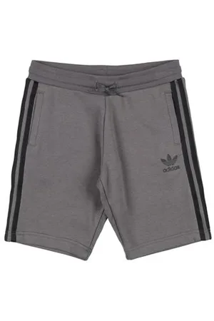 adidas PARTES DE ABAJO - Pantalones cortos y bermudas