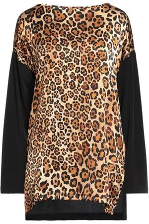 EAN 13 CAMISETAS Y TOPS - Camisetas