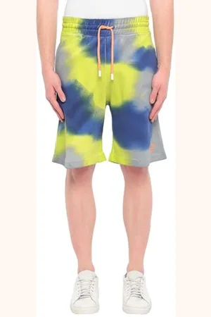 MARCELO BURLON PARTES DE ABAJO - Pantalones cortos y bermudas