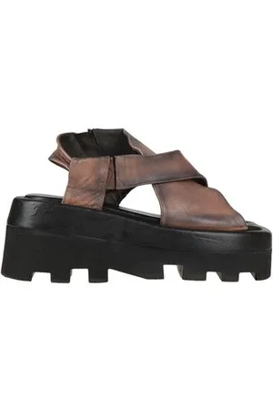 LE RUEMARCEL CALZADO - Sandalias con cierre