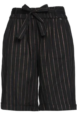 Fiorella rubino PARTES DE ABAJO - Pantalones cortos y bermudas