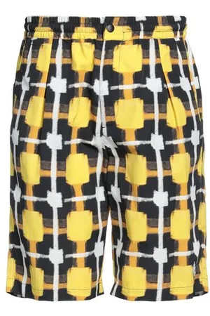 MARCELO BURLON PARTES DE ABAJO - Pantalones cortos y bermudas