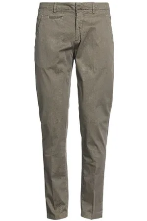 CAMOUFLAGE AR AND J. PARTES DE ABAJO - Pantalones