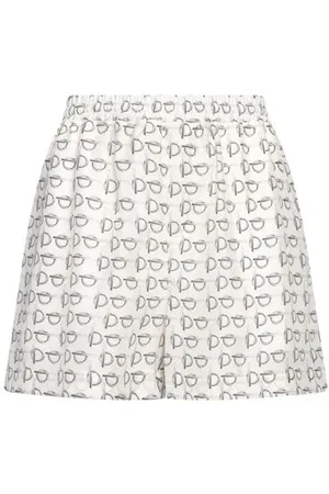 Burberry PARTES DE ABAJO - Pantalones cortos y bermudas