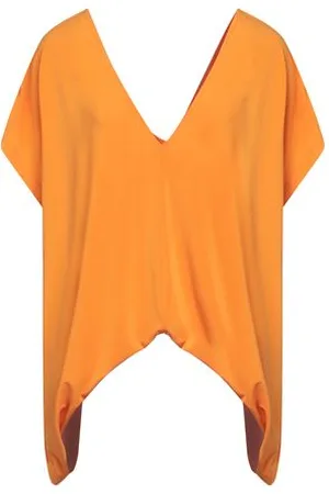 Issey Miyake CAMISETAS Y TOPS - Tops