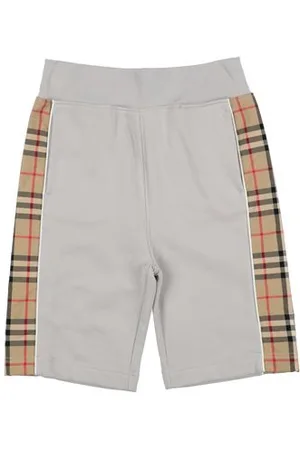 Burberry PARTES DE ABAJO - Pantalones cortos y bermudas