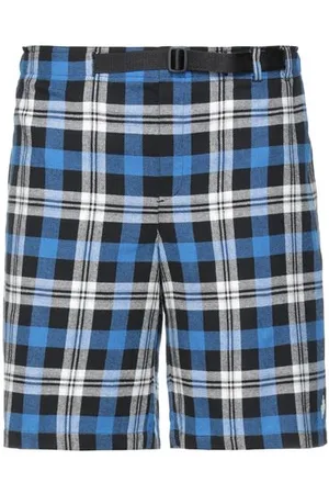 MARCELO BURLON PARTES DE ABAJO - Pantalones cortos y bermudas