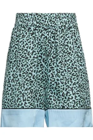 Karl Lagerfeld PARTES DE ABAJO - Pantalones cortos y bermudas