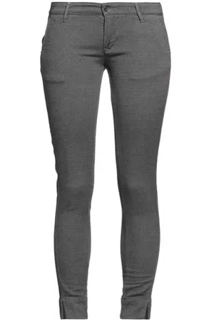 CONSTRUCTION PARTES DE ABAJO - Pantalones