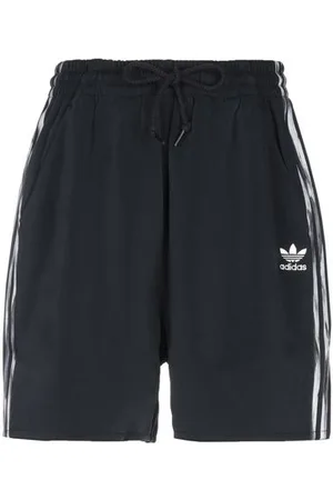 adidas PARTES DE ABAJO - Pantalones cortos y bermudas