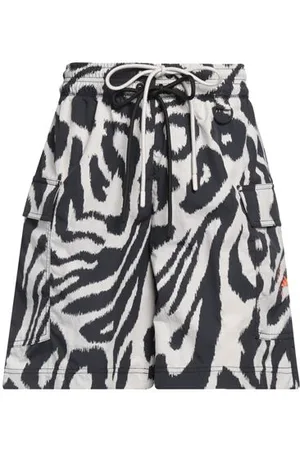 adidas PARTES DE ABAJO - Pantalones cortos y bermudas