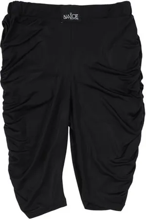 NAÏCE PARTES DE ABAJO - Pantalones cortos y bermudas