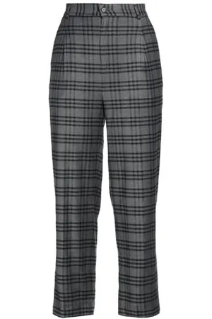 TRUE NYC. PARTES DE ABAJO - Pantalones