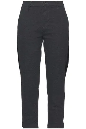 CARE LABEL PARTES DE ABAJO - Pantalones