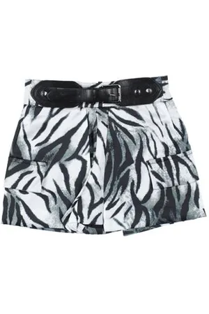 FUN & FUN PARTES DE ABAJO - Pantalones cortos y bermudas
