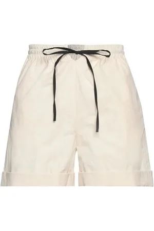 Nanushka PARTES DE ABAJO - Pantalones cortos y bermudas