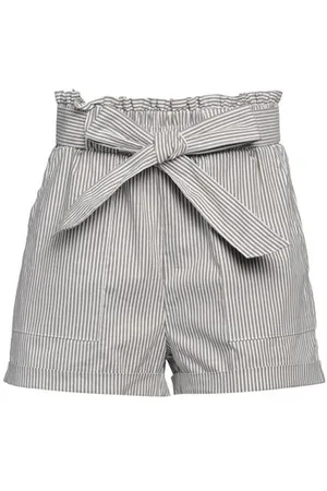 ONLY PARTES DE ABAJO - Pantalones cortos y bermudas