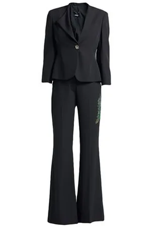 HANITA TRAJES Y CONJUNTOS - Trajes