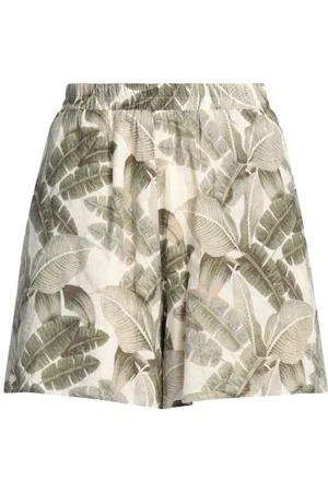 EDITED the label PARTES DE ABAJO - Pantalones cortos y bermudas