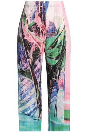 PLEATS PLEASE ISSEY MIYAKE PARTES DE ABAJO - Pantalones