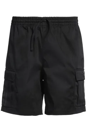 adidas PARTES DE ABAJO - Pantalones cortos y bermudas
