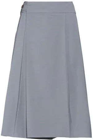 Low Classic PARTES DE ABAJO - Pantalones cortos y bermudas