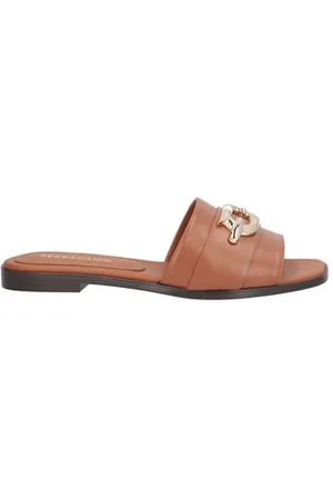 Salvatore Ferragamo CALZADO - Sandalias con cierre