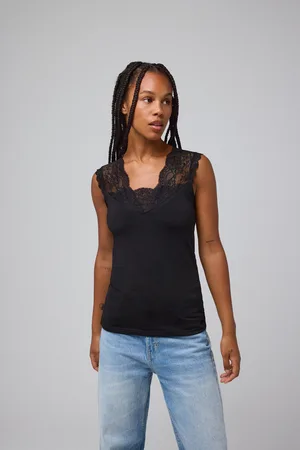 YSABEL MORA Camiseta térmica sin mangas detalle encaje
