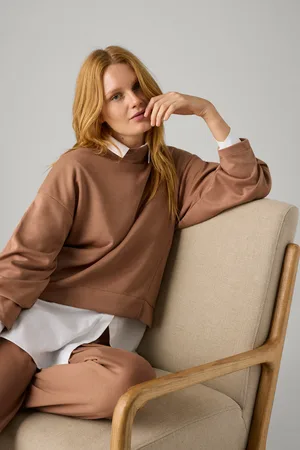 YSABEL MORA Jersey liso con cuello alto