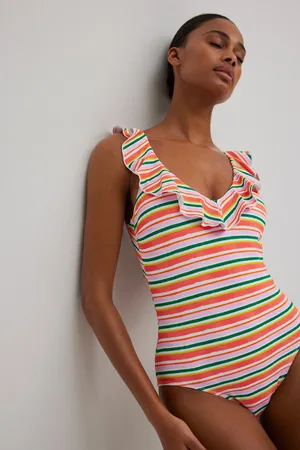 YSABEL MORA Bañador volantes estampado de rayas micropiqué