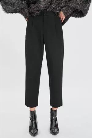 Pantalon chino de Pantalones de cintura alta y tiro alto para Mujer de Zara FASHIOLA.es