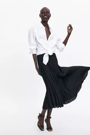 Nervio microondas Objetado Plisada negra de Faldas plisadas para Mujer de Zara | FASHIOLA.es