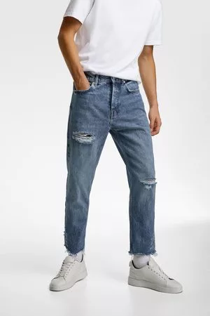Zara Jeans essentials efecto rotos